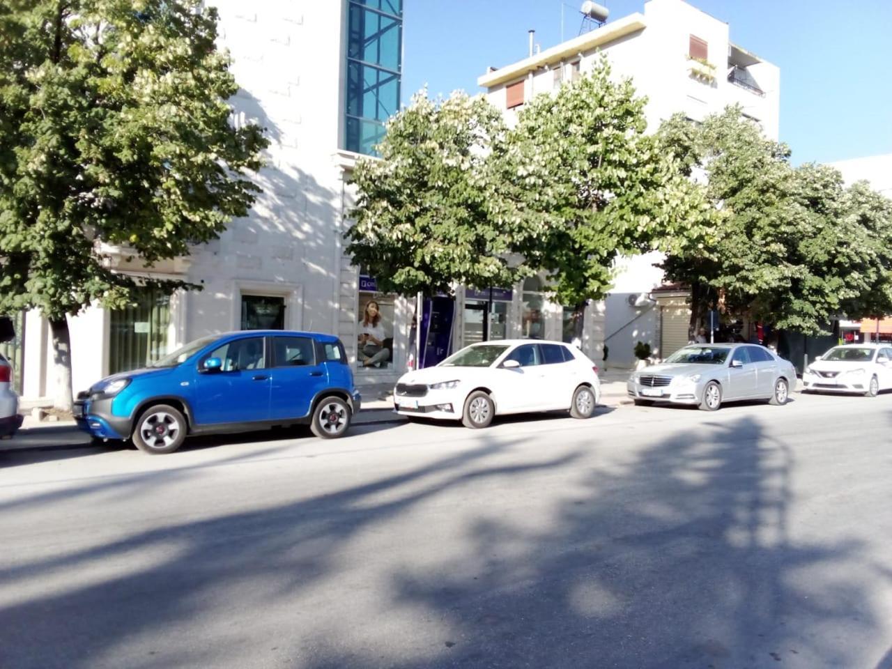 Vilma Apartment Berat Luaran gambar